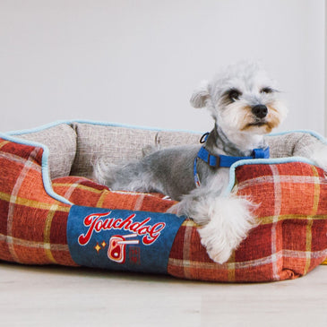 Touchdog 'Archi-Checked' Designer Plaid Oval Dog Bed